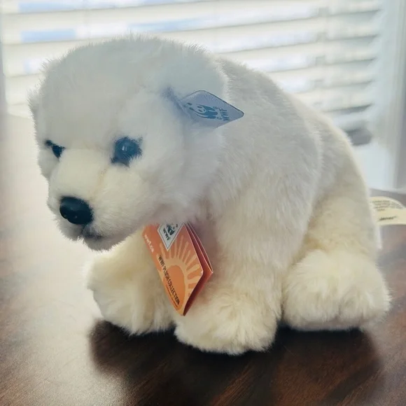 WWF Plush Collection, Cute Polar Bear, New with Tags! - Picture 2 of 3